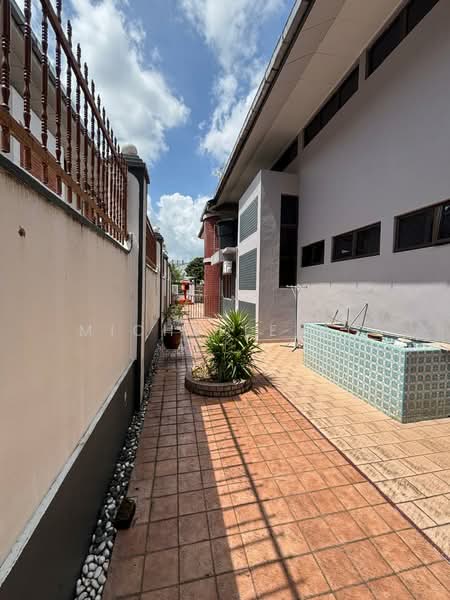Bungalow for Sale in Johor Bahru (Johor) - Michelle Ng - Exterior - PropertyGuru.com.my