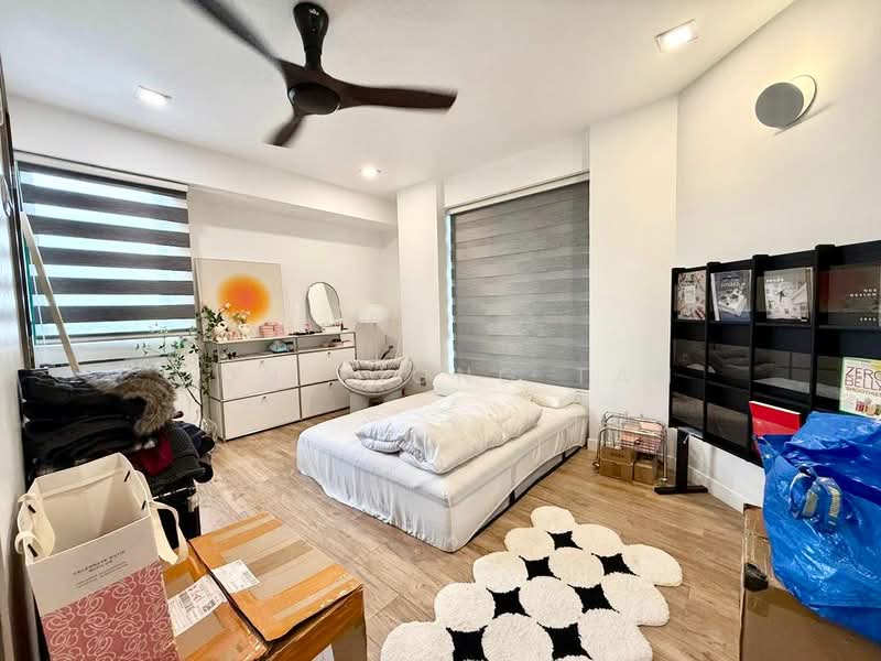 Condominium for Sale at The Straits View Condominium - Jun Xiong Tan - Bedroom - PropertyGuru.com.my
