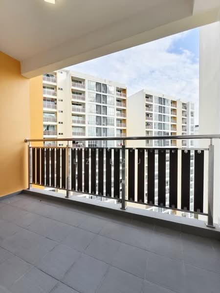 Service Residence for Sale at KSL Residence @ Daya - LZ Lau - Balcony - PropertyGuru.com.my