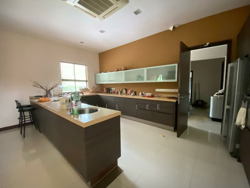 Leisure Farm untuk Untuk Dijual - RM 3,999,999, Mac 2026 - Kitchen - PropertyGuru.com.my