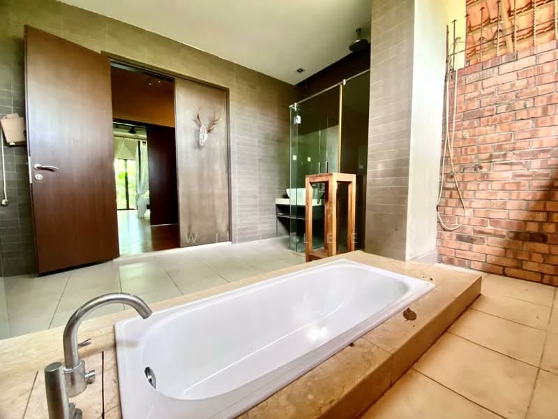 Leisure Farm untuk Untuk Dijual - RM 3,999,999, Mac 2026 - Bathroom - PropertyGuru.com.my