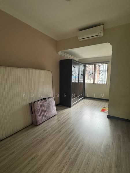 2-storey Terraced House for Sale in Bandar Bukit Tinggi 2 (Klang) - Yongsen Lim - Bedroom - PropertyGuru.com.my