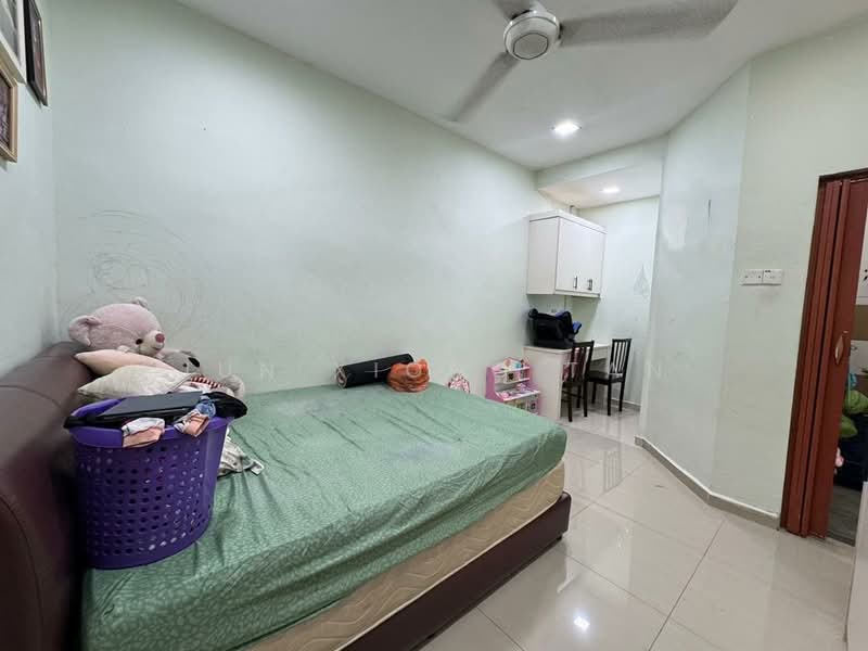 Taman Puteri Wangsa untuk Untuk Dijual - RM 600,000, Mac 2026 - Bedroom - PropertyGuru.com.my