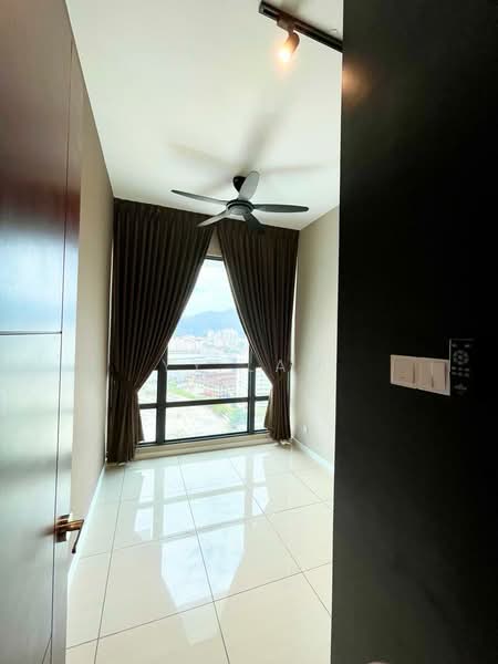 Condominium for Rent at Queens Residences Q1 @ Queens Waterfront - YY Law - View - PropertyGuru.com.my