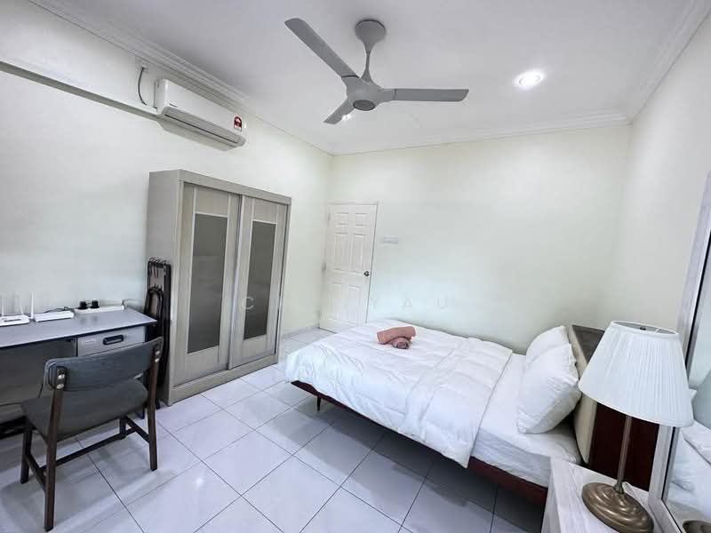 Untuk Disewa - pasir puteh taman sinfar fully furnished single storey corner house for rent