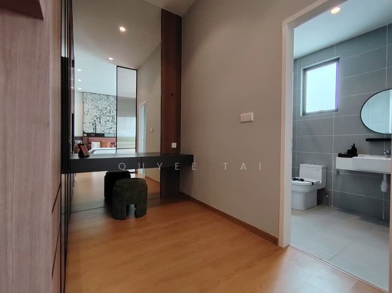 Suria Heights untuk Untuk Dijual - RM 715,040, Apr 2026 - Master Bedroom - PropertyGuru.com.my