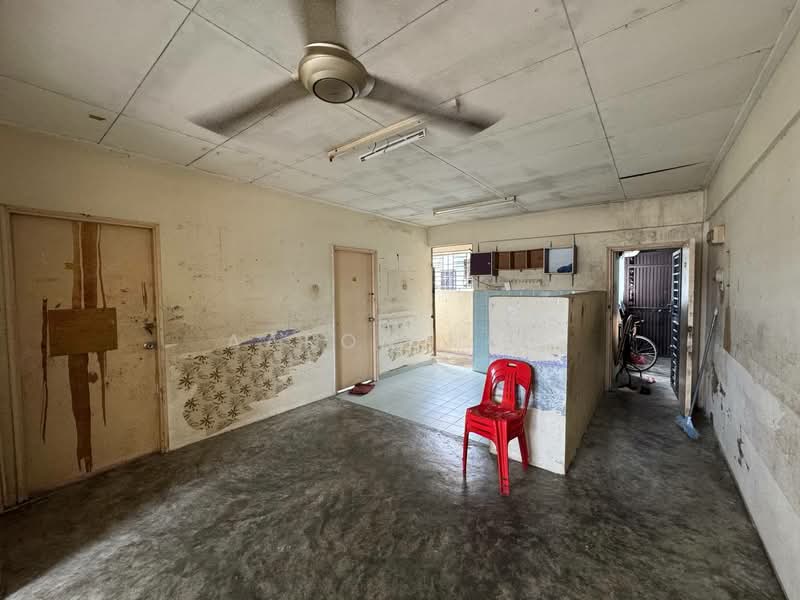 Flat for Sale at Flat Tasek 64 - Aaron How - Interior - PropertyGuru.com.my