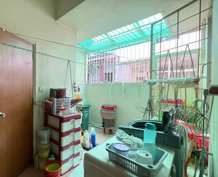 3-storey Terraced House for Sale in Taman Tasik Indah Mewah (Batu) - Bowie Liao - Balcony - PropertyGuru.com.my