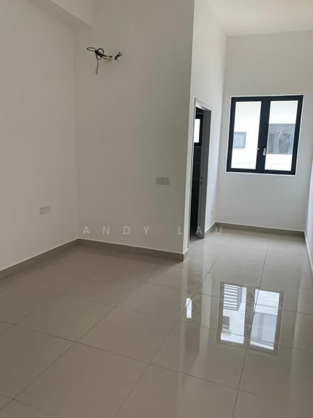 Sejati Lakeside 2 untuk Untuk Disewa - RM 4,400 /bulan, Mac 2026 - Interior - PropertyGuru.com.my