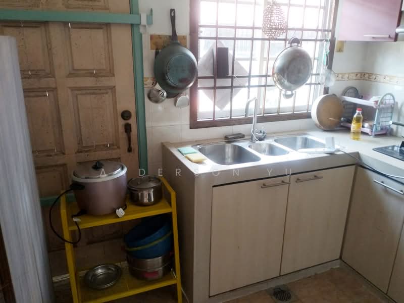 1-storey Terraced House for Sale in Taman Setia Indah (Tebrau) - Anderson Yu - Kitchen - PropertyGuru.com.my