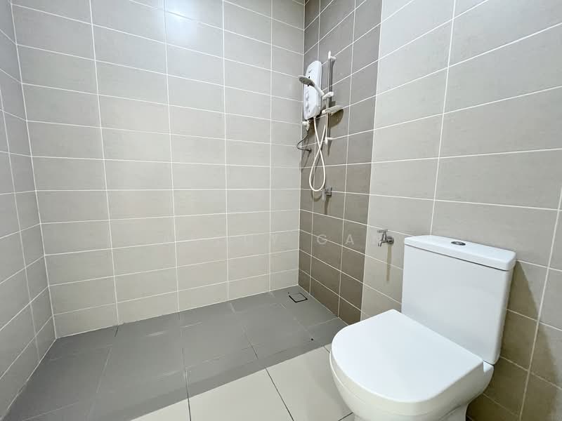 Rumah Teres untuk Disewa di Bandar Tropicana Aman (Telok Panglima Garang) - Anddy Gan - Bathroom - PropertyGuru.com.my