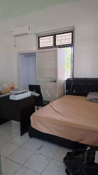 1-storey Terraced House for Rent in Taman Daya (Johor Bahru) - Christina Ling - Bedroom - PropertyGuru.com.my
