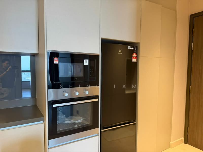 Servis Apartment untuk Disewa di Marriott Residence @ Gurney - Shing Lam - Kitchen - PropertyGuru.com.my
