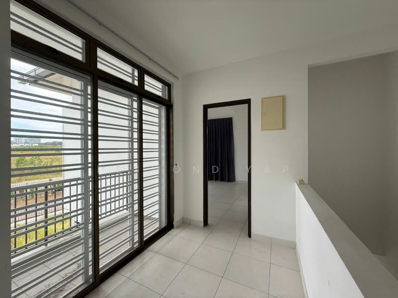 Setia Tropika untuk Untuk Dijual - RM 1,500,000, Mac 2026 - Balcony - PropertyGuru.com.my