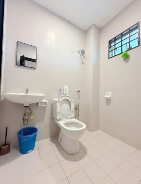 2-storey Terraced House for Sale in Shah Alam (Selangor) - Bee Har Chew - Bathroom - PropertyGuru.com.my