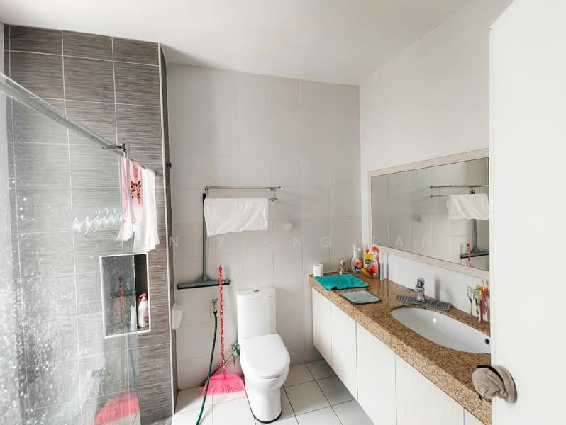2-storey Terraced House for Sale in Setia Tropika (Johor Bahru) - Jun Xiong Tan - Bathroom - PropertyGuru.com.my