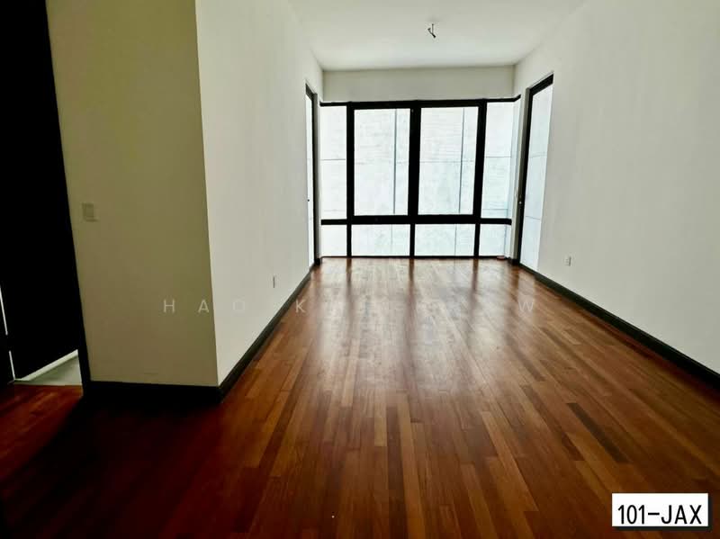 3-storey Terraced House for Sale in Duta Villa (Setia Alam) - Hao Kai Khaw - Living Room - PropertyGuru.com.my