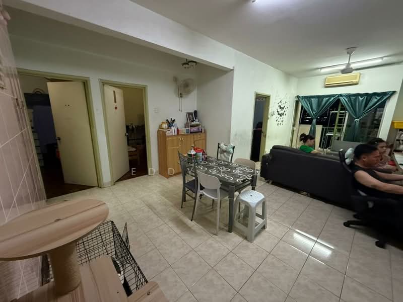 Apartment for Sale at Pandan Court - Eddy Lee - Living Room - PropertyGuru.com.my