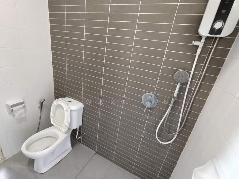 Nusa Duta untuk Untuk Disewa - RM 3,800 /bulan, Mac 2026 - Bathroom - PropertyGuru.com.my