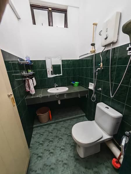 Cangkat Sungai Ara untuk Untuk Dijual - RM 820,000, Mac 2026 - Bathroom - PropertyGuru.com.my