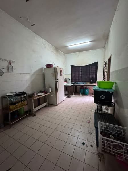 2-storey Terraced House for Sale in Taman Prima Saujana (Kajang) - Eddy Lee - Kitchen - PropertyGuru.com.my