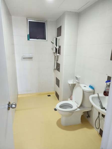 The Golden Triangle Condominium untuk Untuk Dijual - RM 520,000, Mac 2026 - Bathroom - PropertyGuru.com.my