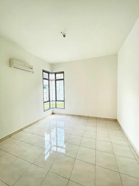 Semi-Detached House for Sale at Taman Austin Perdana - May Khoo - Interior - PropertyGuru.com.my