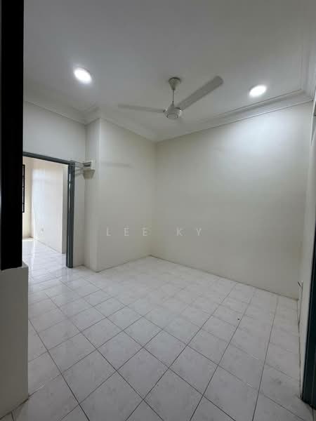2-storey Terraced House for Sale in Kota Tinggi (Johor) - Lee KY - Interior - PropertyGuru.com.my
