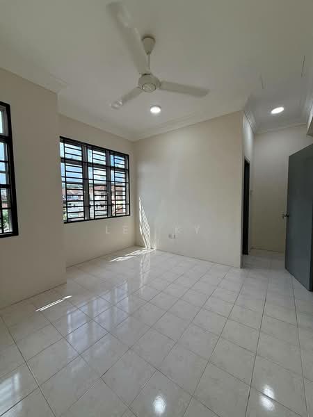 2-storey Terraced House for Sale in Kota Tinggi (Johor) - Lee KY - PropertyGuru.com.my