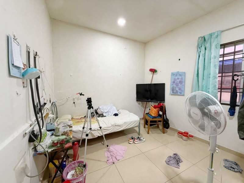 2-storey Terraced House for Sale in Taman Setia Indah (Tebrau) - Bess Wong - Bedroom - PropertyGuru.com.my