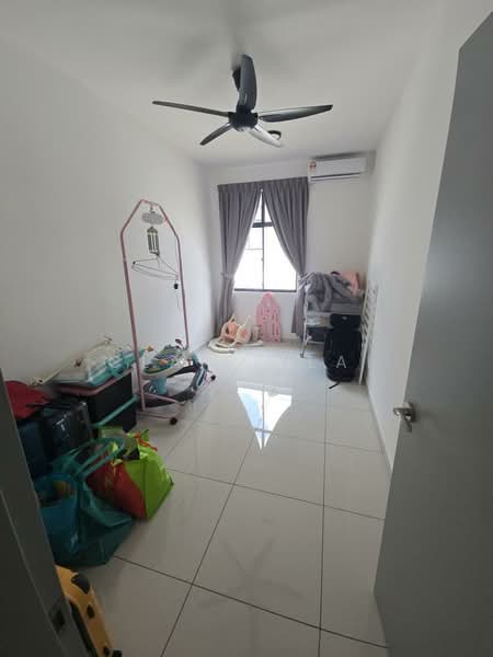 2-storey Terraced House for Sale in Austin Crest (Johor Bahru) - Claire Lai - Bedroom - PropertyGuru.com.my