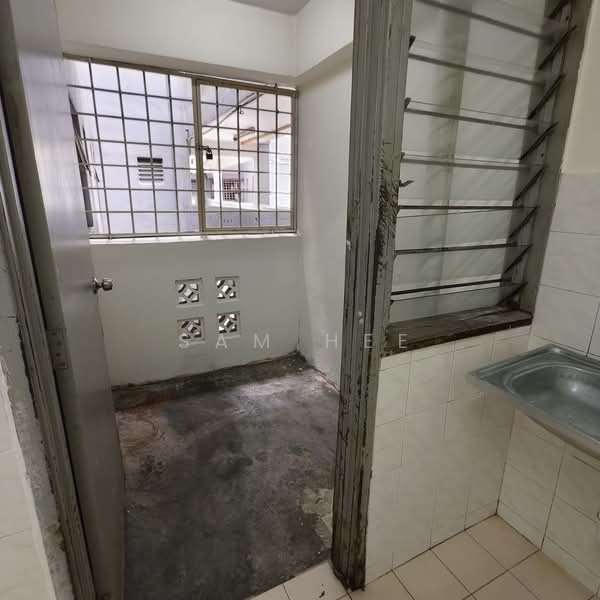 Untuk Dijual - Avenue Court