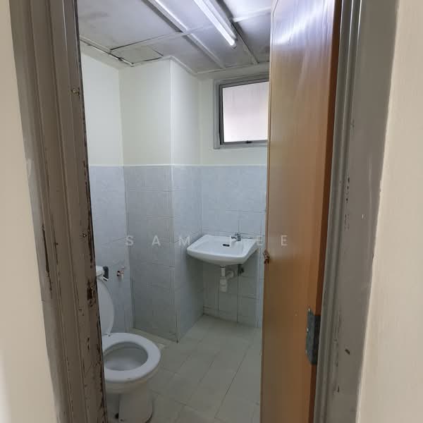 Untuk Dijual - Avenue Court