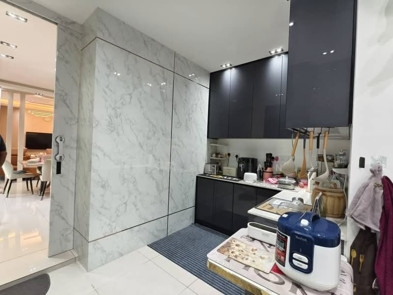 Cluster House for Sale in Iskandar Puteri (Nusajaya) (Johor) - Crystal Tan - Kitchen - PropertyGuru.com.my