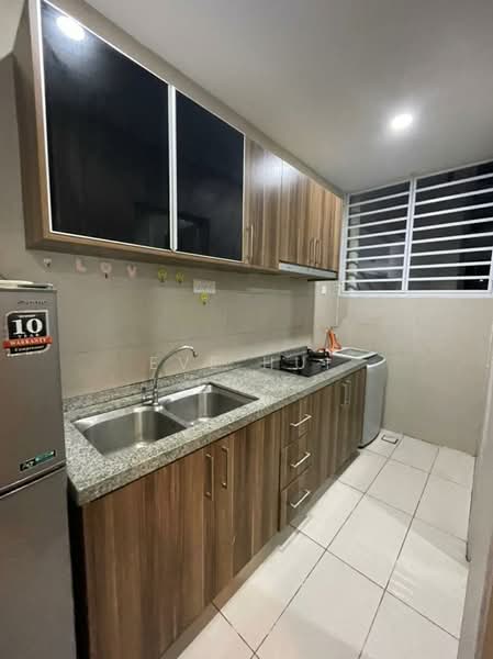 Service Residence for Rent at D'Secret Garden (Pangsapuri Kempas Indah) - Eve Hui - Kitchen - PropertyGuru.com.my
