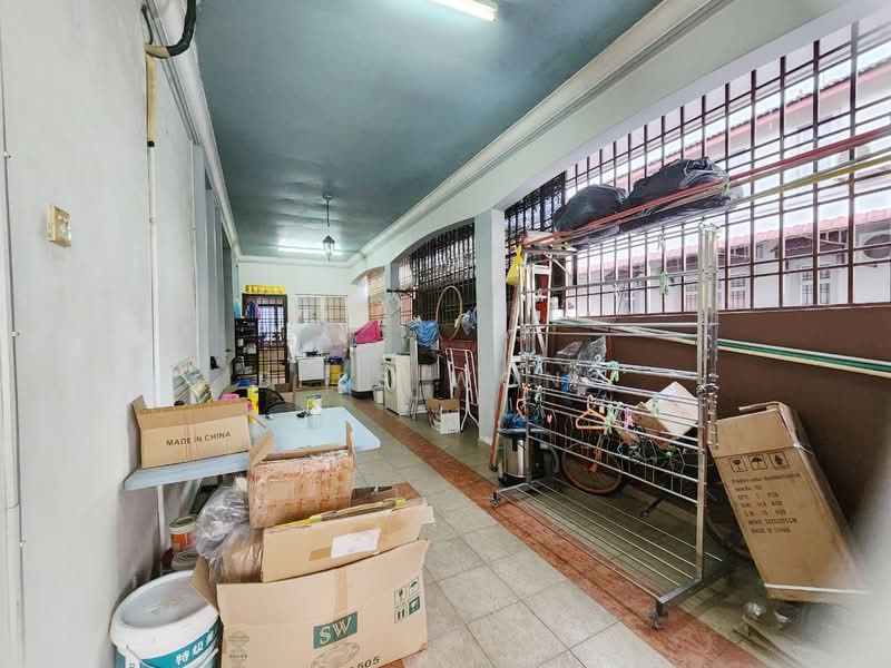 2-storey Terraced House for Sale in Taman Setia Indah (Tebrau) - Bess Wong - Corridor - PropertyGuru.com.my