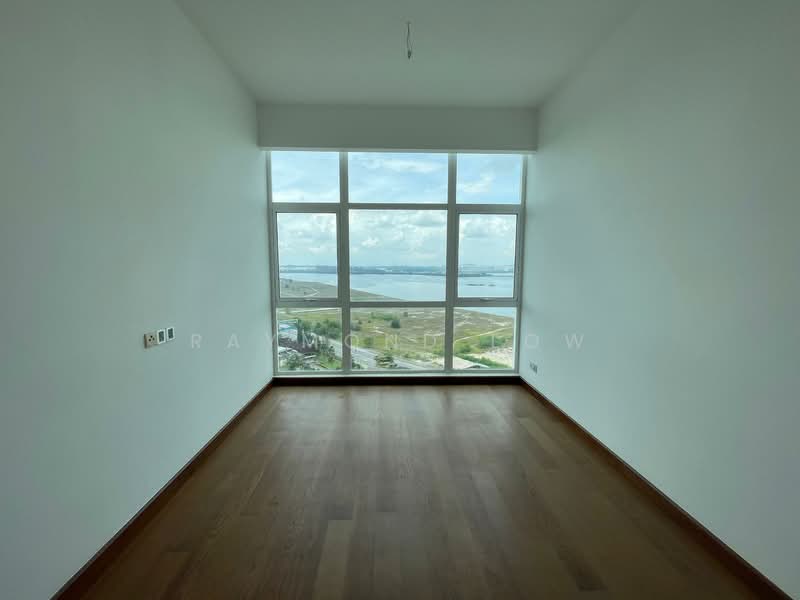 Service Residence for Sale at Paragon Residences @ Straits View - Raymond Low - PropertyGuru.com.my