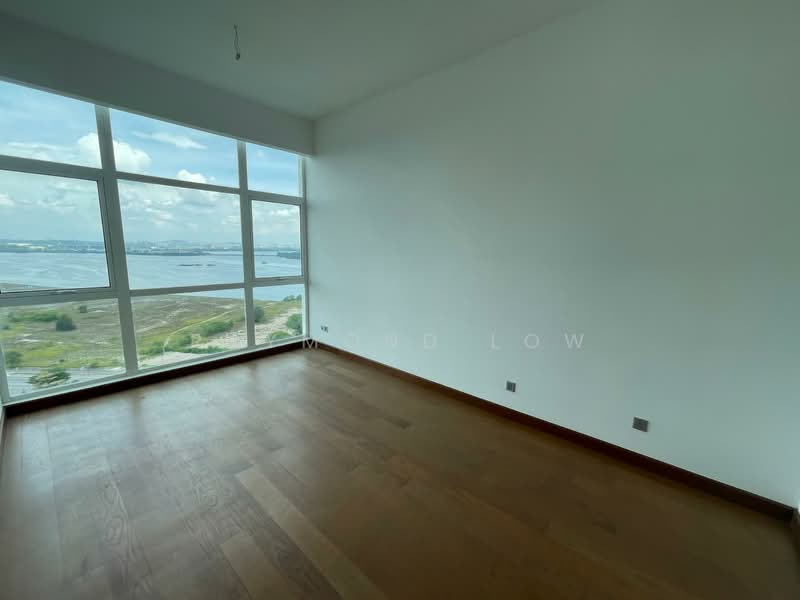 Service Residence for Sale at Paragon Residences @ Straits View - Raymond Low - PropertyGuru.com.my