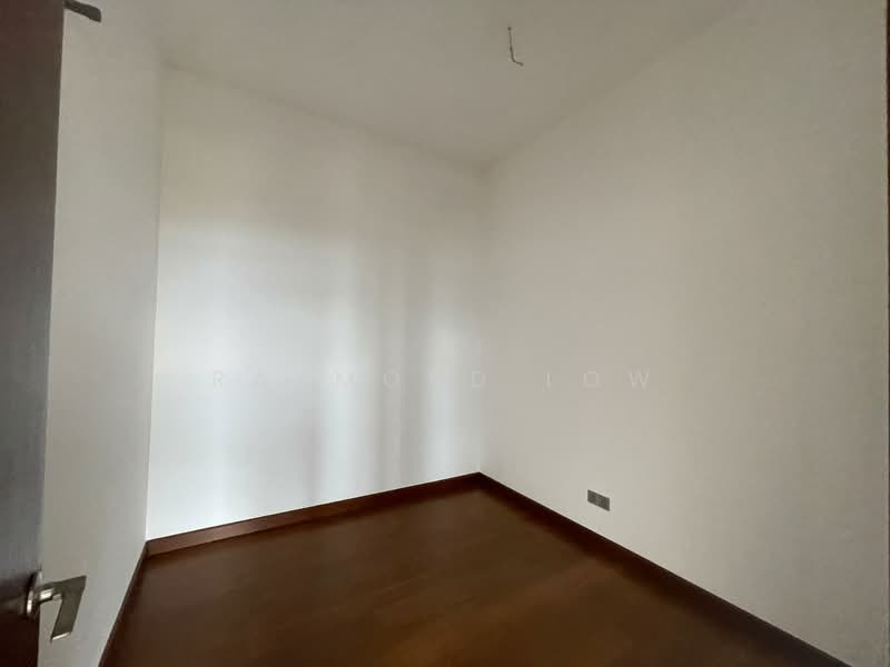 Service Residence for Sale at Paragon Residences @ Straits View - Raymond Low - PropertyGuru.com.my