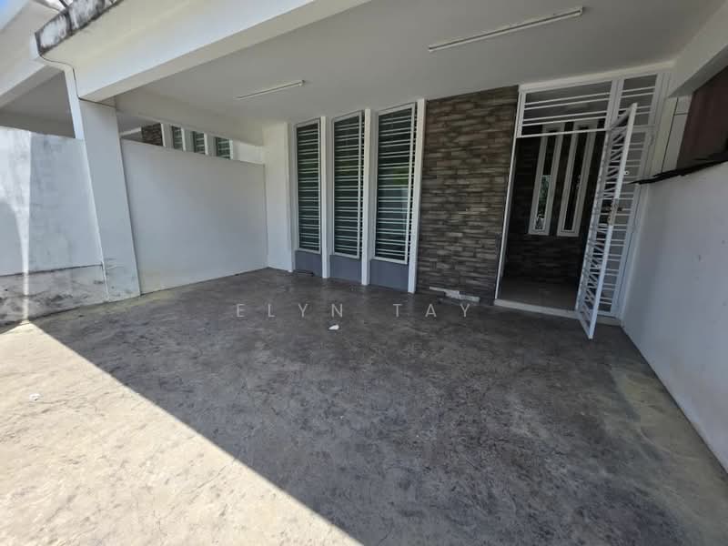 2-storey Terraced House for Sale in Taman Mutiara Rini (Skudai) - Elyn Tay - Exterior - PropertyGuru.com.my