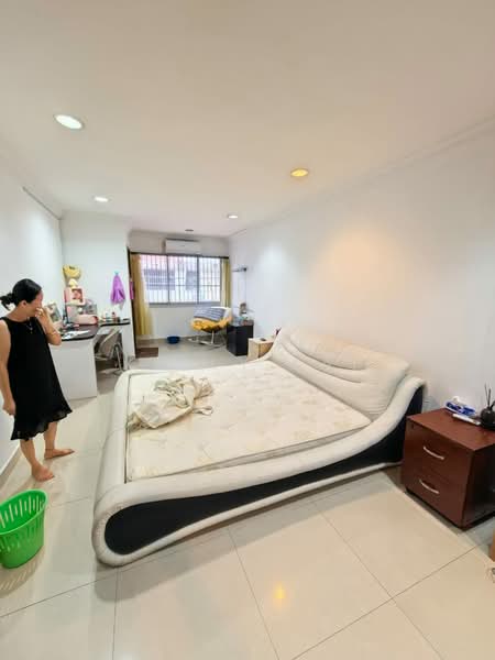 Rumah Teres 2 Tingkat untuk Dijual di Taman Wahyu (Batu Caves) - Kelly Lai - Bedroom - PropertyGuru.com.my