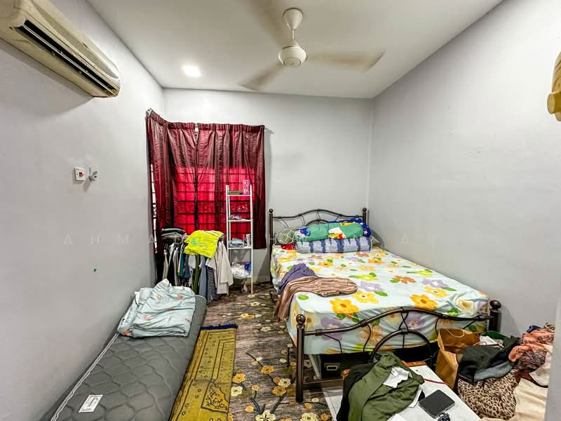 1-storey Terraced House for Sale in Mantin (Negeri Sembilan) - Ahmad Ikhwan Arif - Bedroom - PropertyGuru.com.my
