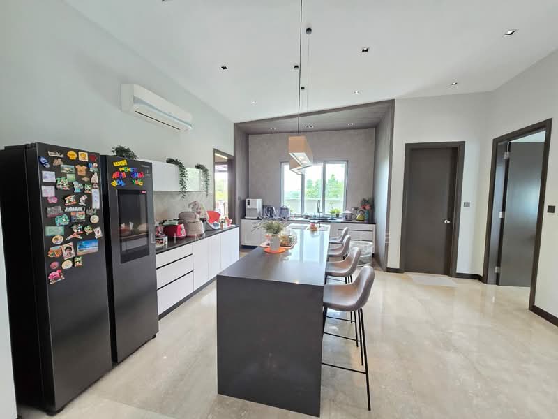 Zero-Lot Bungalow for Sale in Setia Eco Park (Setia Alam) - Lim Lee Lee - Kitchen - PropertyGuru.com.my