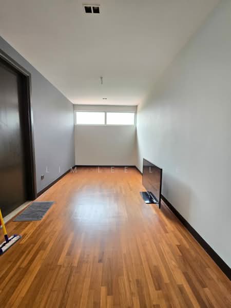 Zero-Lot Bungalow for Sale in Setia Eco Park (Setia Alam) - Lim Lee Lee - Corridor - PropertyGuru.com.my