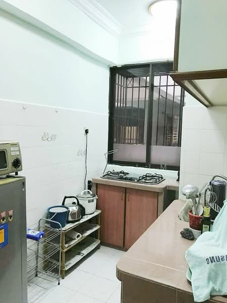 Flat for Rent at Taman Desa Relau - JOYCE LIM - Kitchen - PropertyGuru.com.my