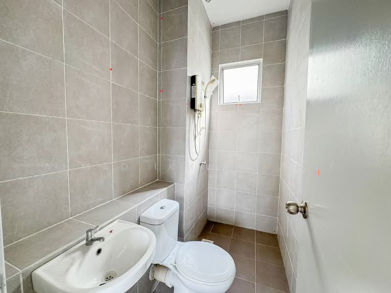 Condominium for Sale at Residensi Adelia - Ahmad Ikhwan Arif - Bathroom - PropertyGuru.com.my