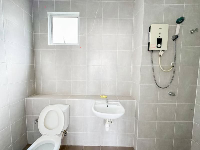 Condominium for Sale at Residensi Adelia - Ahmad Ikhwan Arif - Bathroom - PropertyGuru.com.my
