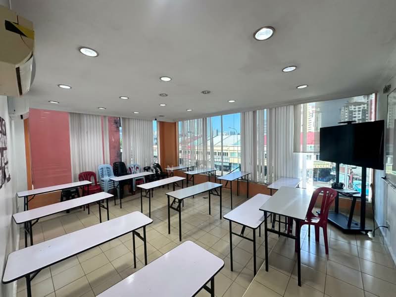 Untuk Disewa - Jalan Ipoh Batu 5