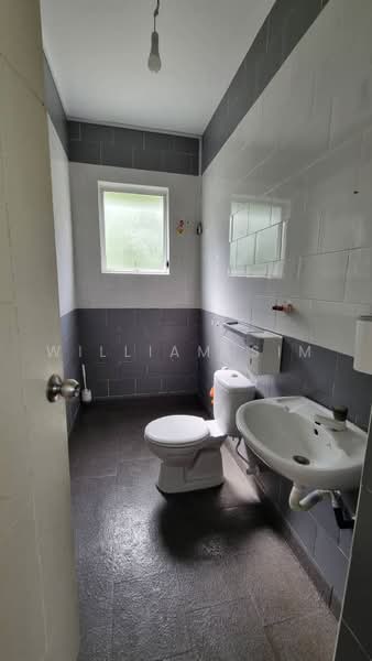 Rumah Berkembar untuk Dijual di Serendah (Selangor) - William Sim - Bathroom - PropertyGuru.com.my