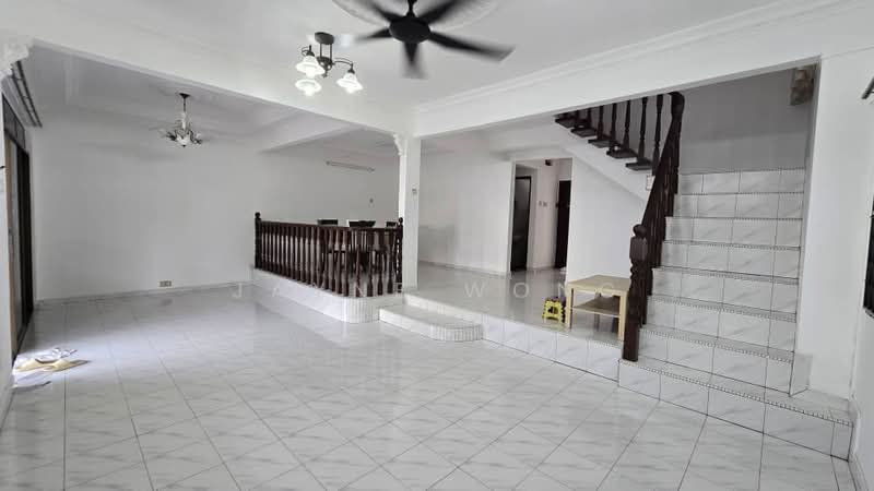 Taman Pelangi untuk Untuk Dijual - RM 1,350,000, Mac 2026 - Living Room - PropertyGuru.com.my